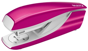 Leitz Heftgerät 5502 WOW für 30 Blatt pink